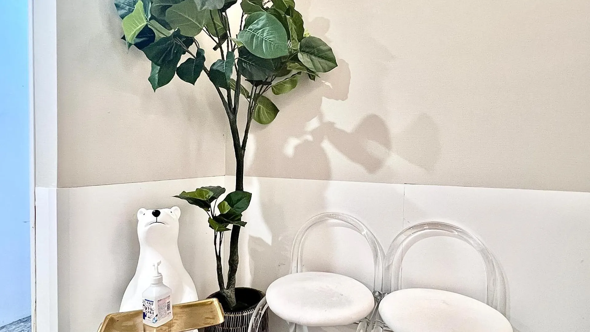 Tokyo Cherry Blooming Hotel Ueno 东京超级中心上野公园3分钟 地铁1分钟 位置绝佳超级繁华 免费wifi Dyson吹风机cob