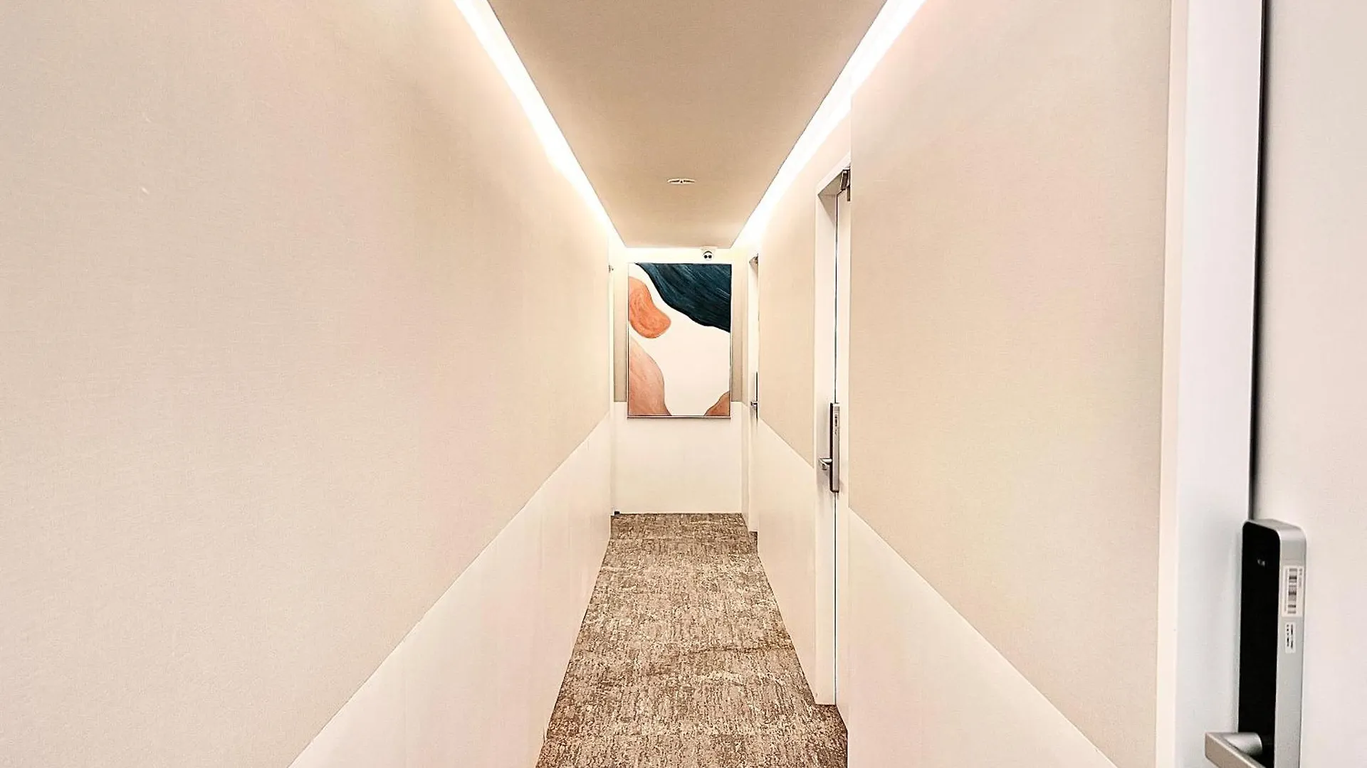 Tokyo Cherry Blooming Hotel Ueno 东京超级中心上野公园3分钟 地铁1分钟 位置绝佳超级繁华 免费wifi Dyson吹风机cob
